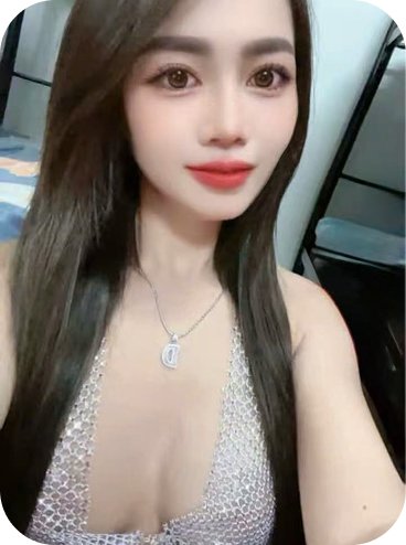 Ginna Vietnam escort in Kuala Lumpur enjoying a relaxed yet confident moment