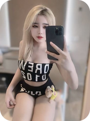 Lucie premium escort Kuala Lumpur soft and intriguing presence