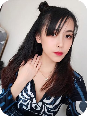 Lydia Thailand escort enjoying playful evening in Kuala Lumpur