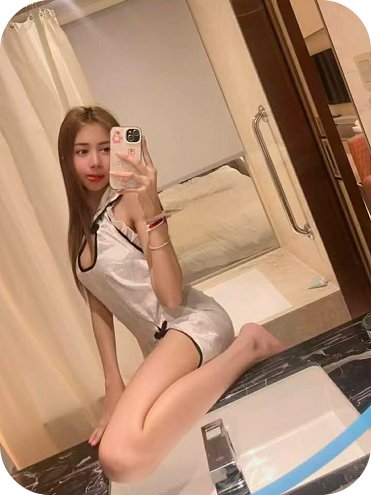Plam Thailand escort enjoying soft luxury evening in Kuala Lumpur