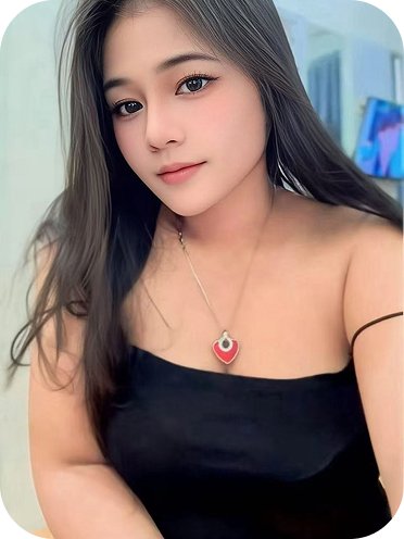 Raisa escort portrait during a relaxed Kuala Lumpur evening meetup