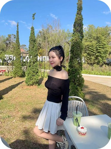 Xingxing luxury escort in Kuala Lumpur evening setting