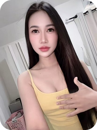 Kaya Thailand escort in Kuala Lumpur elegant evening portrait